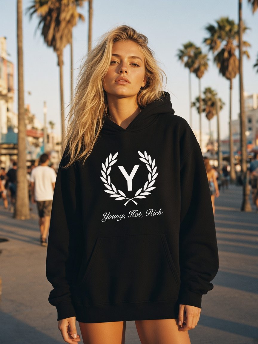 Laurel Hoodie in Black